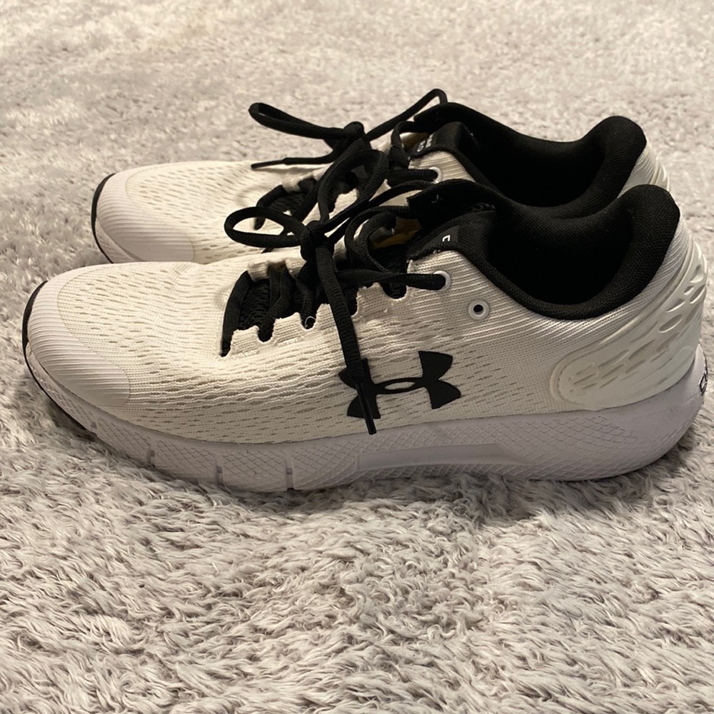 Uber Armour White Charged Sneakers Size 11